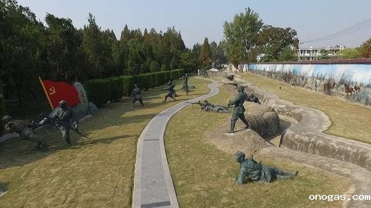 配图10：浴血刘老庄主题战壕.jpg